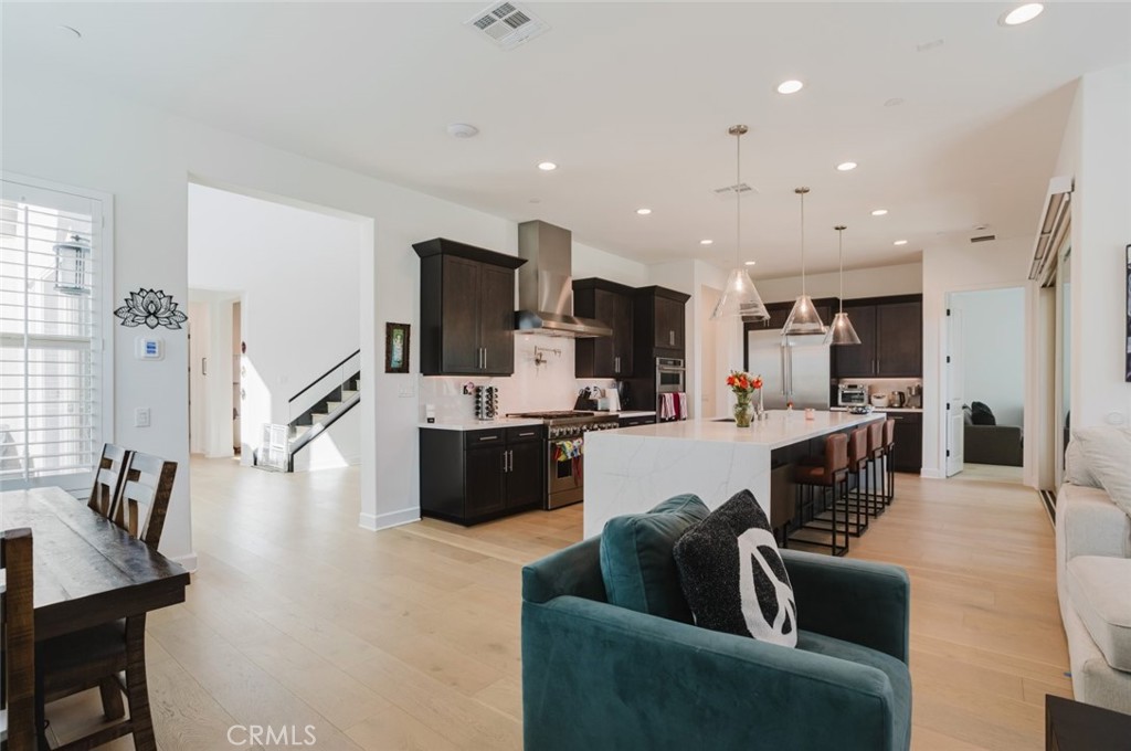 11743 Canoga Avenue Property Photo 28