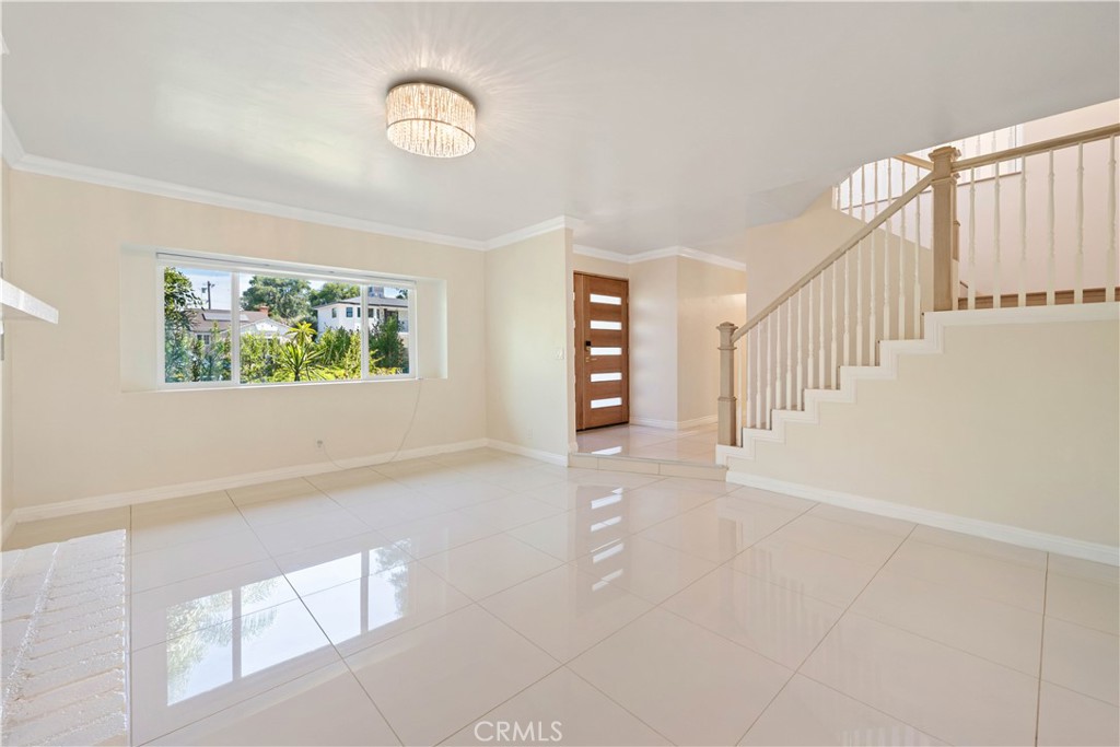 15406 Lull Property Photo 3