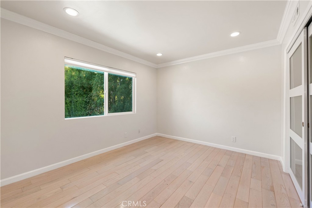 15406 Lull Property Photo 15