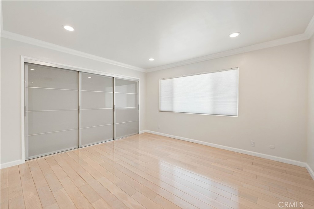15406 Lull Property Photo 17