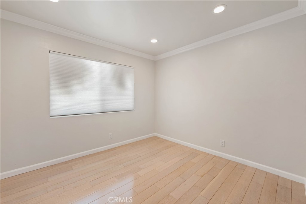 15406 Lull Property Photo 23