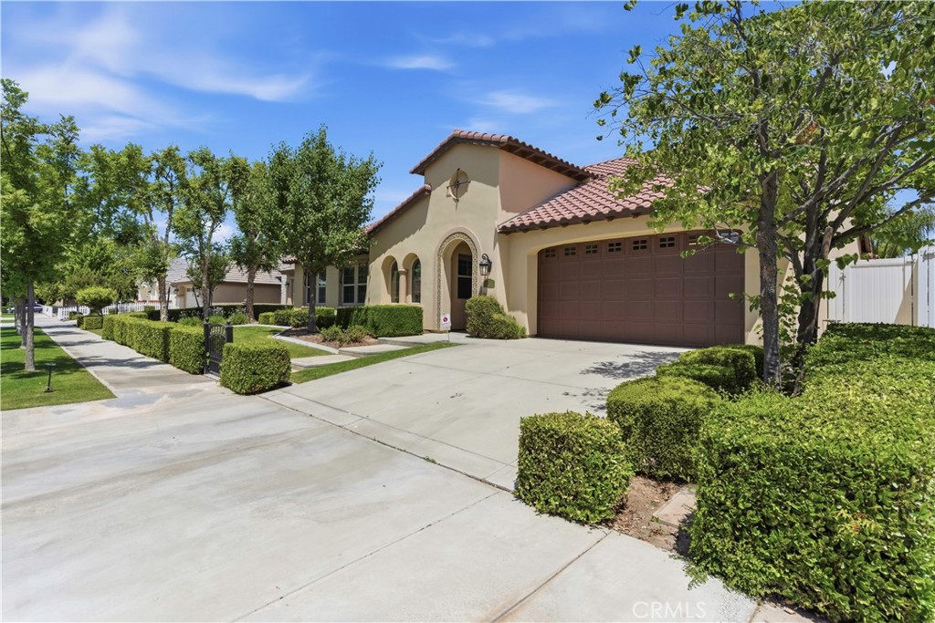 12706 Stillbrook Drive Property Photo 4