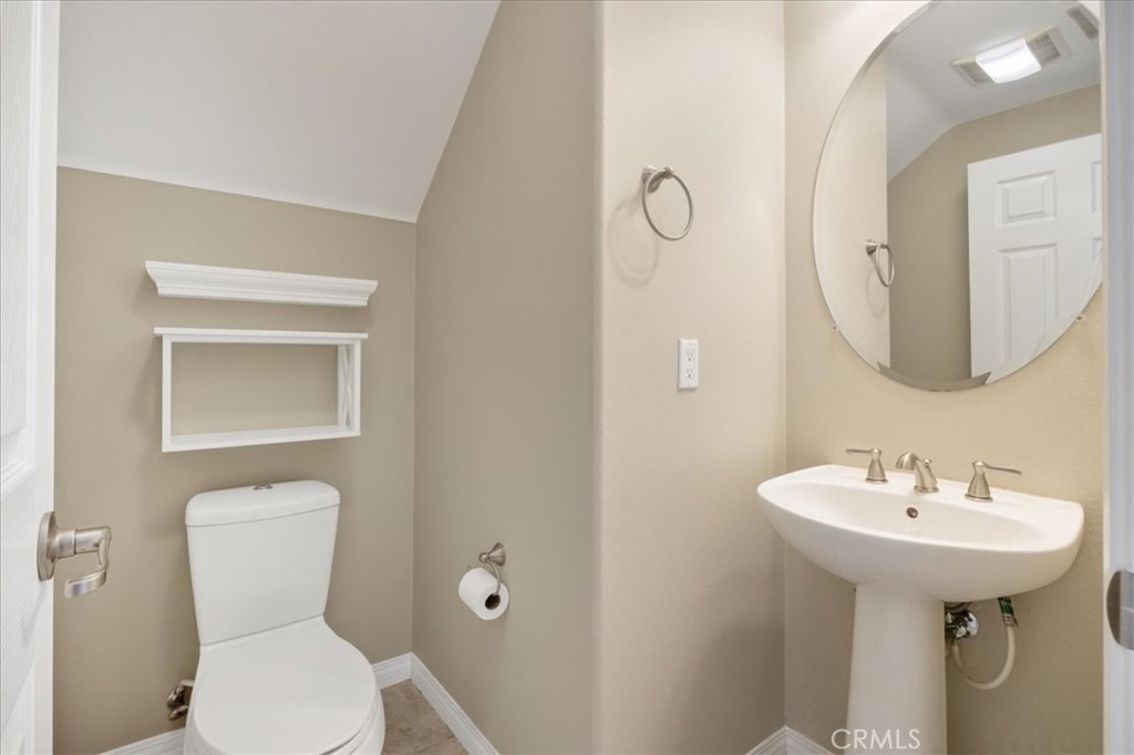 28721 Coal Mountain Court Property Photo 6