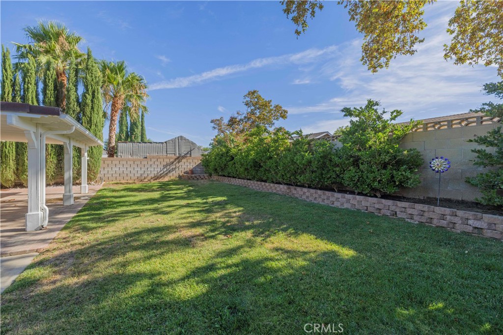 43000 Pearlwood Property Photo 12