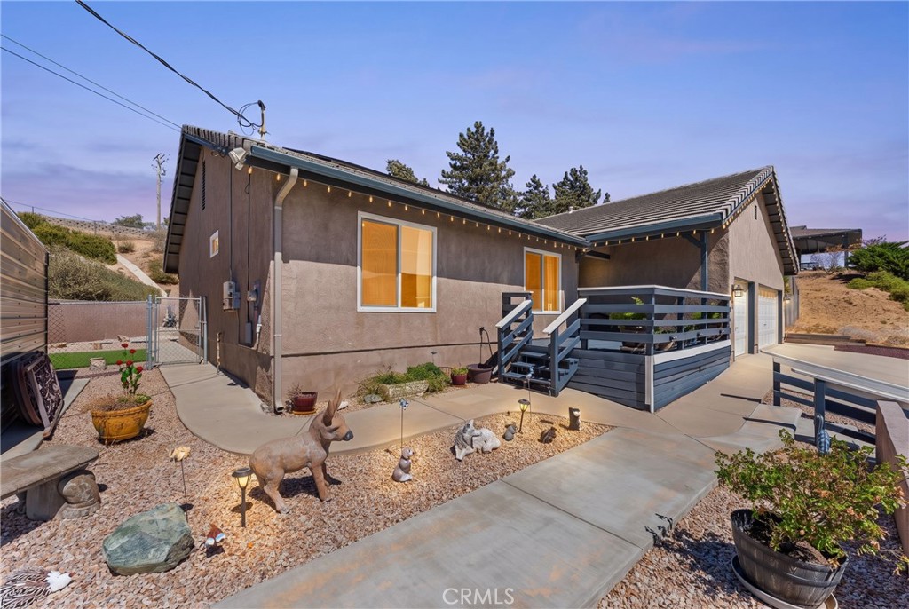 14733 Deer Bank Road Property Photo 3