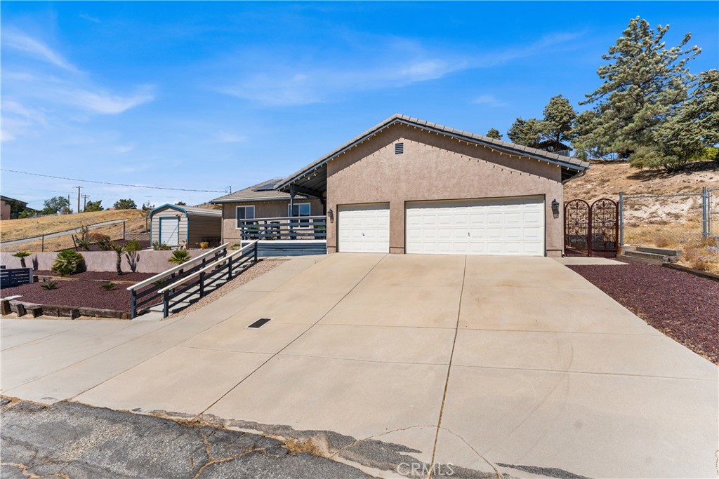 14733 Deer Bank Road Property Photo 6