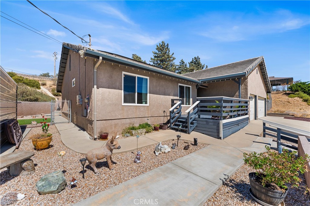14733 Deer Bank Road Property Photo 9