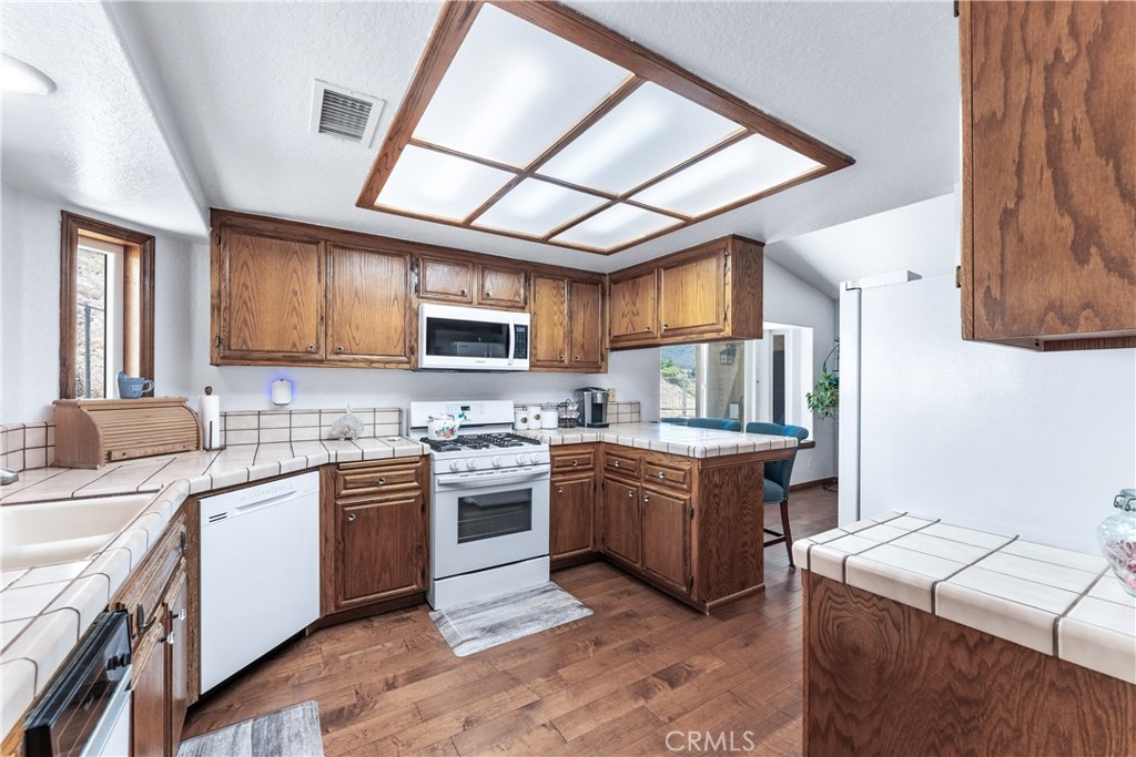 14733 Deer Bank Road Property Photo 22