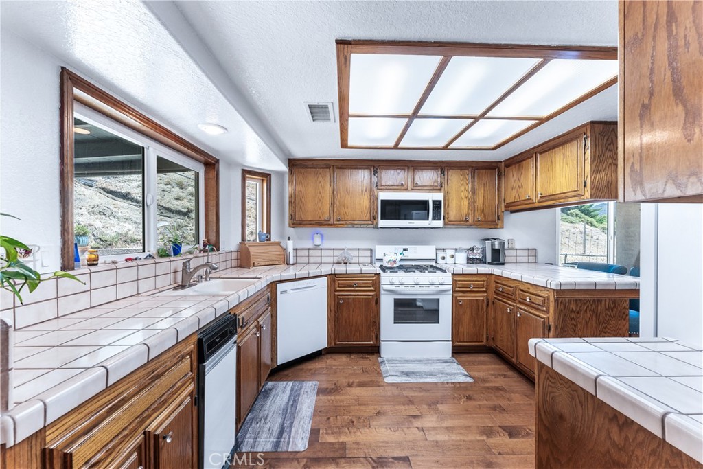14733 Deer Bank Road Property Photo 23