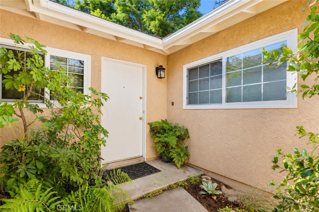 2574 Sirius Street Property Photo 3