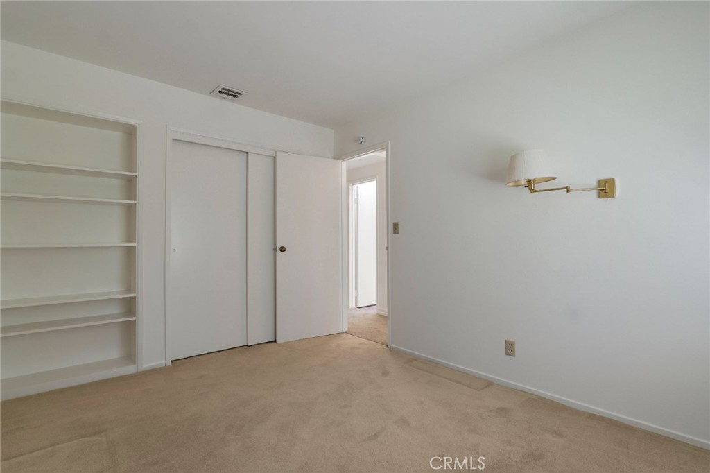2574 Sirius Street Property Photo 33