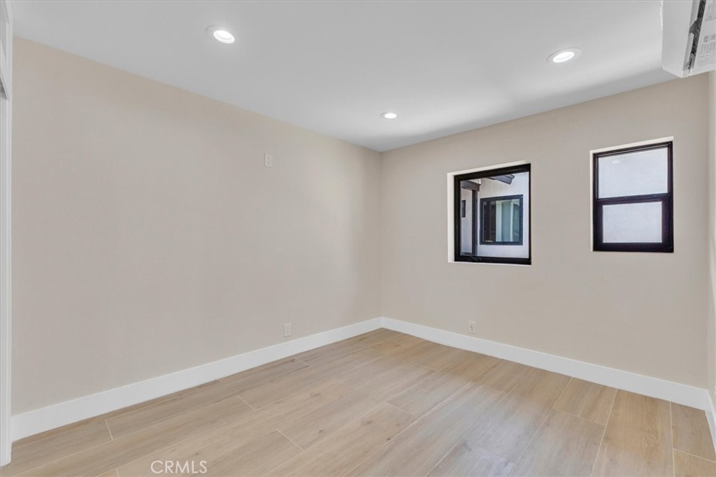 22714 Schoolcraft 3 Property Photo 10