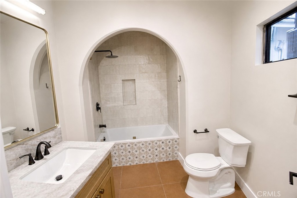 3434 Larissa Property Photo 27