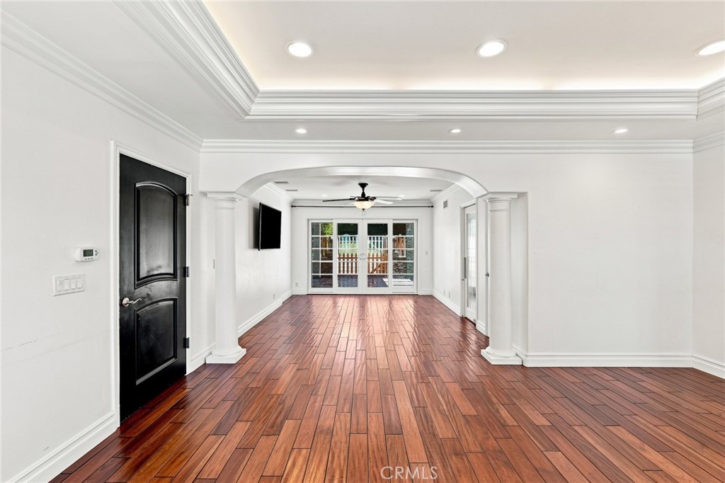 11809 Norino Property Photo 5