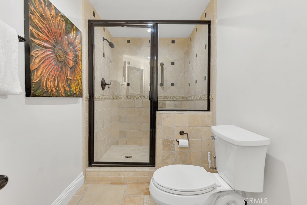 2051 Greencastle Way Property Photo 24