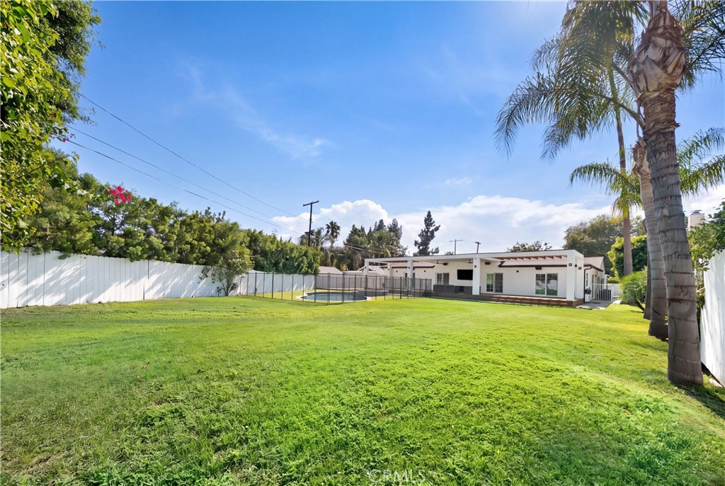9150 Zelzah Avenue Property Photo 8