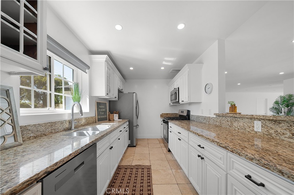 9150 Zelzah Avenue Property Photo 22