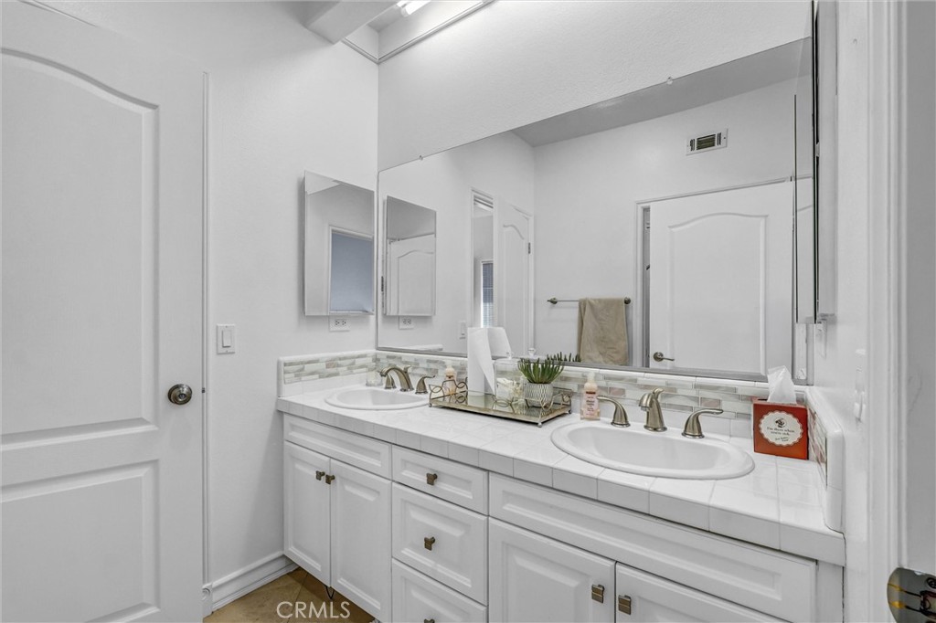 7325 Rutherford Hill Drive Property Photo 28