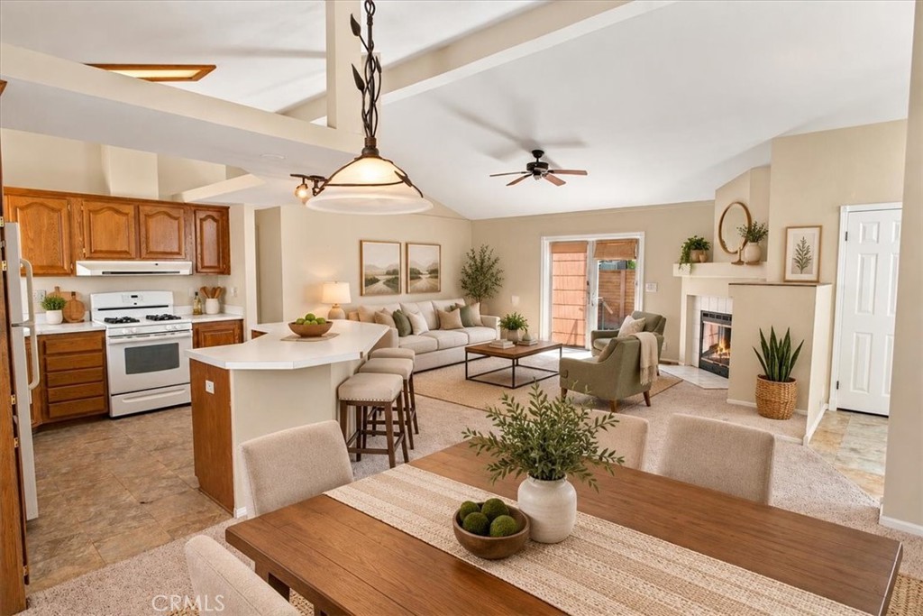 20095 Edgewater Property Photo 3
