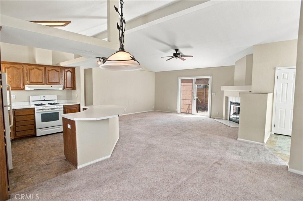 20095 Edgewater Property Photo 4