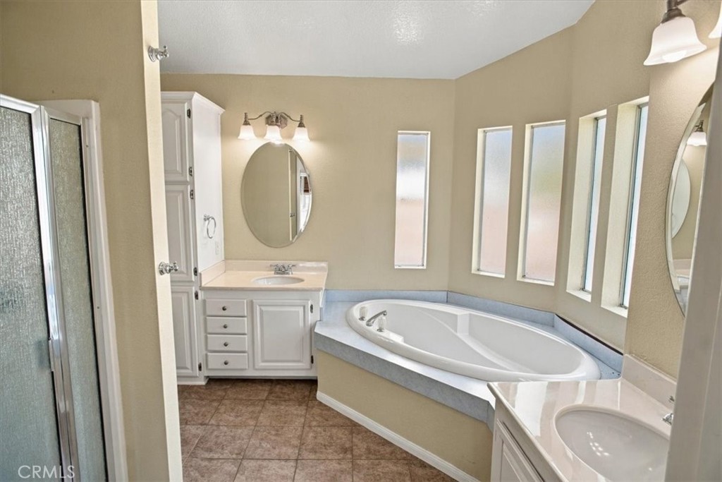 20095 Edgewater Property Photo 11