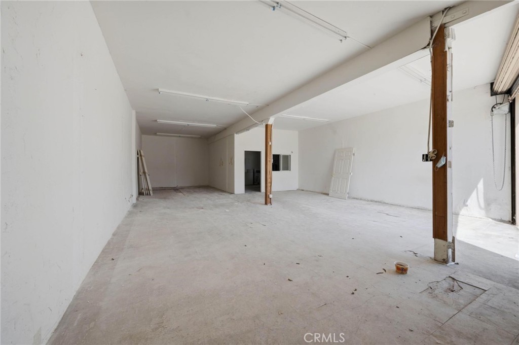 4315 W Pico Boulevard Property Photo 6