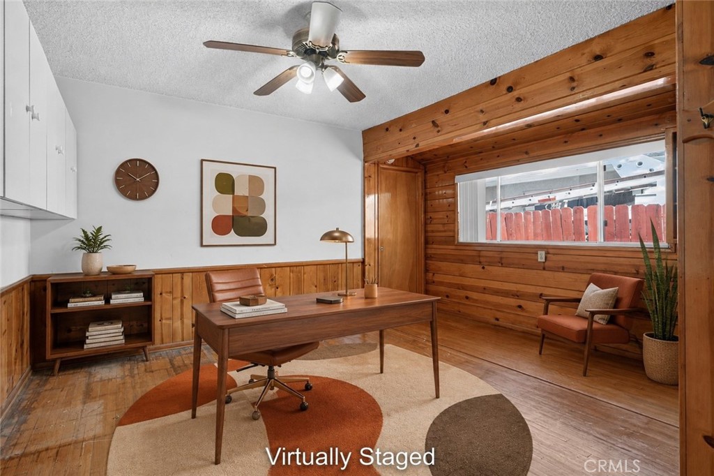 7238 Balcom Avenue Property Photo 28