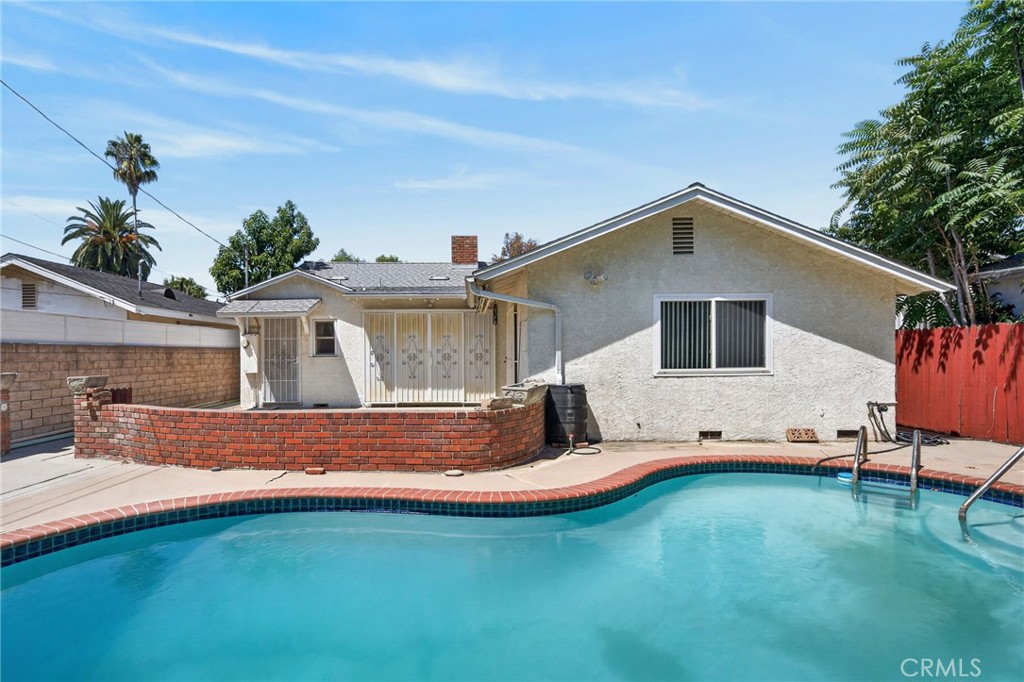 7238 Balcom Avenue Property Photo 31
