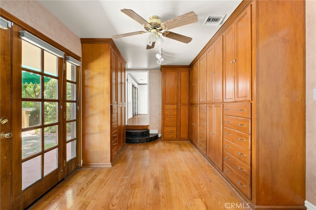 5220 Collier Place Property Photo 17