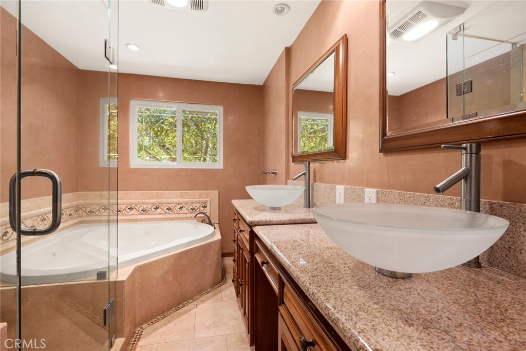 5220 Collier Place Property Photo 21