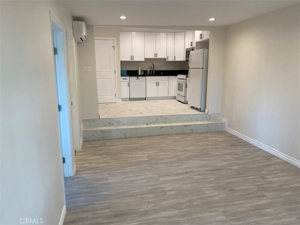 16747 Bermuda Property Photo 1