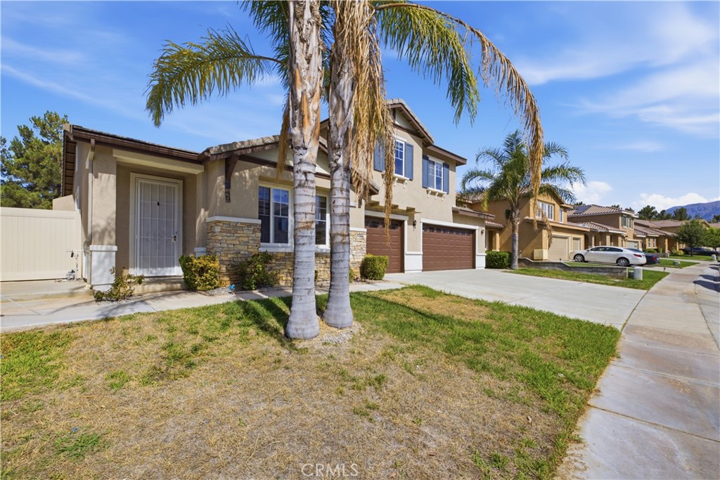 1129 N Shooting Star Drive N Property Photo 4