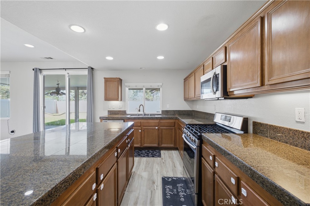 1129 N Shooting Star Drive N Property Photo 19