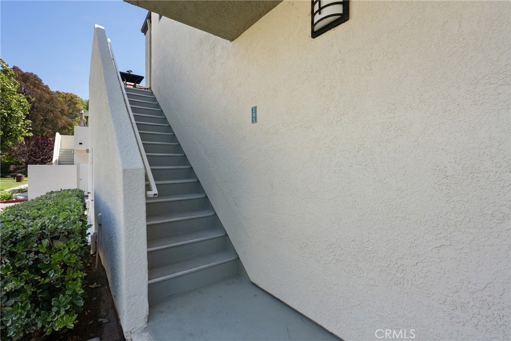 21200 Trumpet 205 Property Photo 2