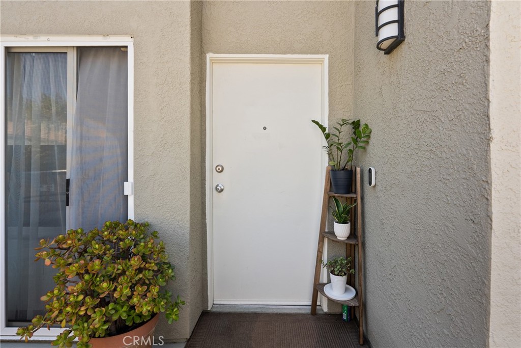 21200 Trumpet 205 Property Photo 3