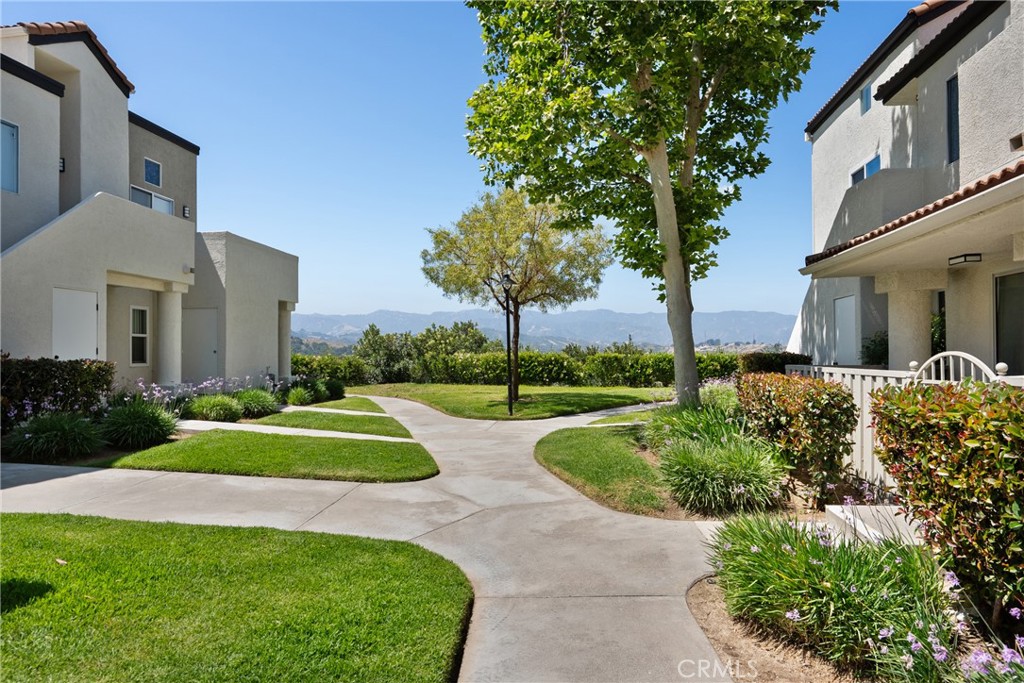 21200 Trumpet 205 Property Photo 10