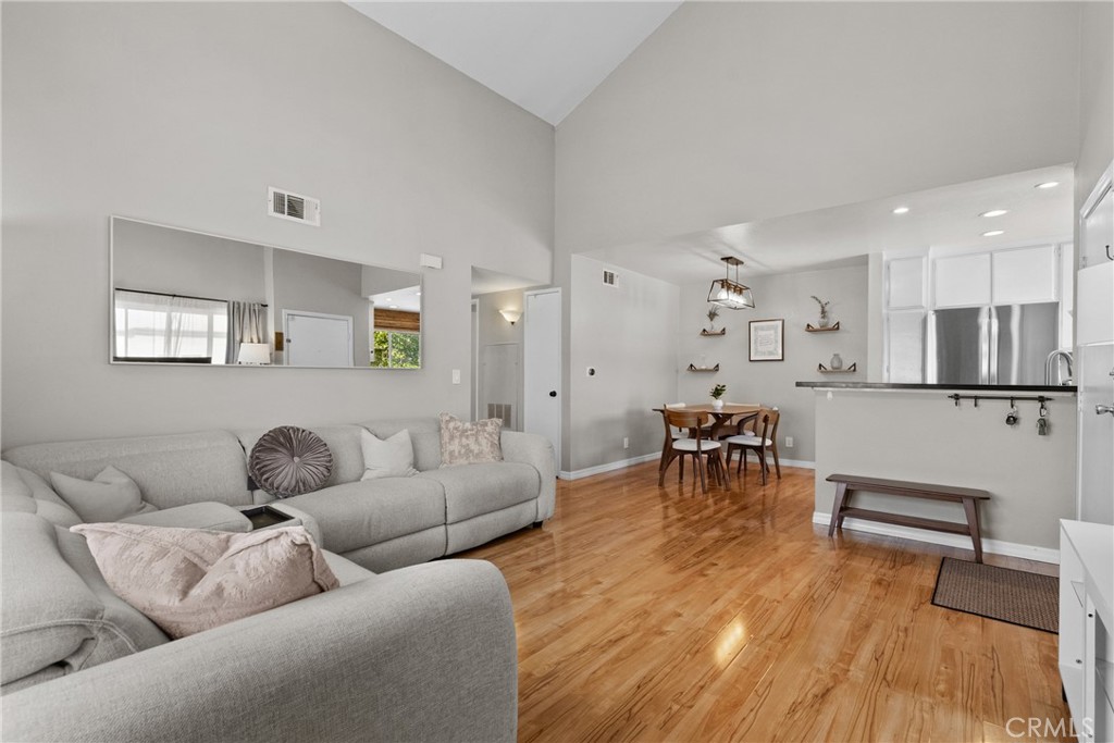 21200 Trumpet 205 Property Photo 14
