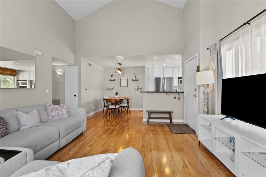 21200 Trumpet 205 Property Photo 15