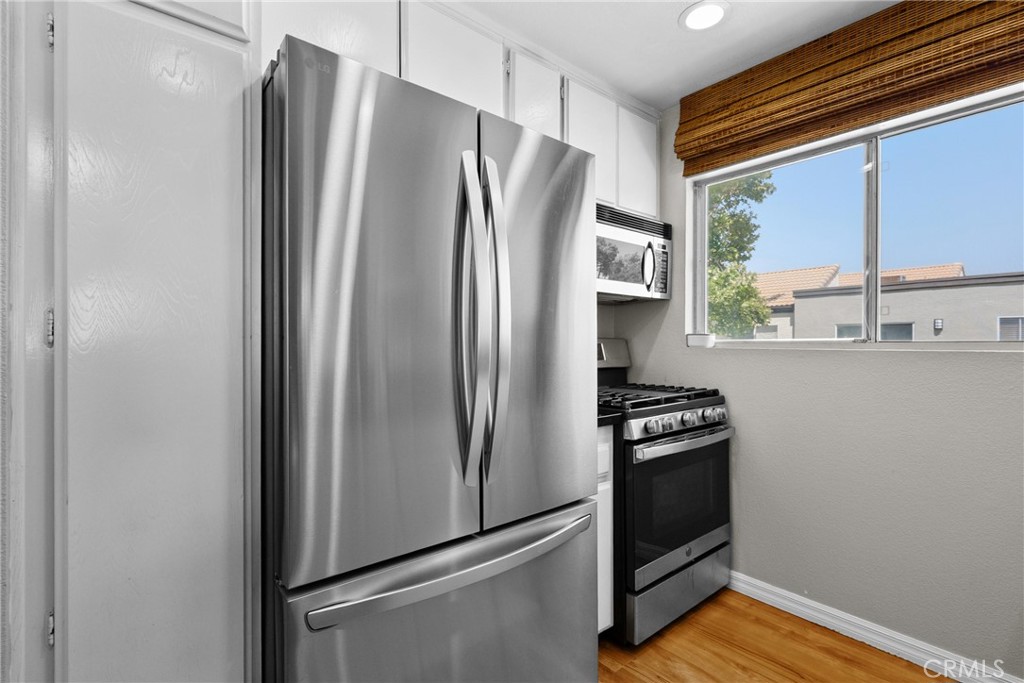 21200 Trumpet 205 Property Photo 21
