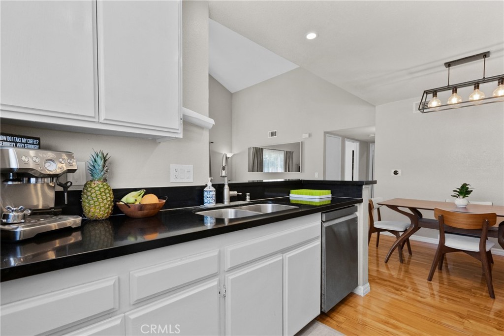 21200 Trumpet 205 Property Photo 22