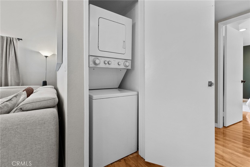 21200 Trumpet 205 Property Photo 33