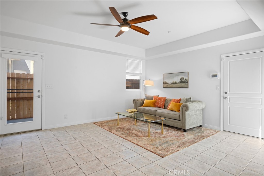 7101 Oso Avenue 14 Property Photo 20