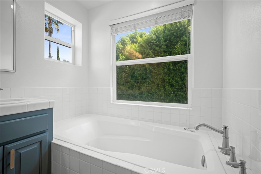 7101 Oso Avenue 14 Property Photo 42