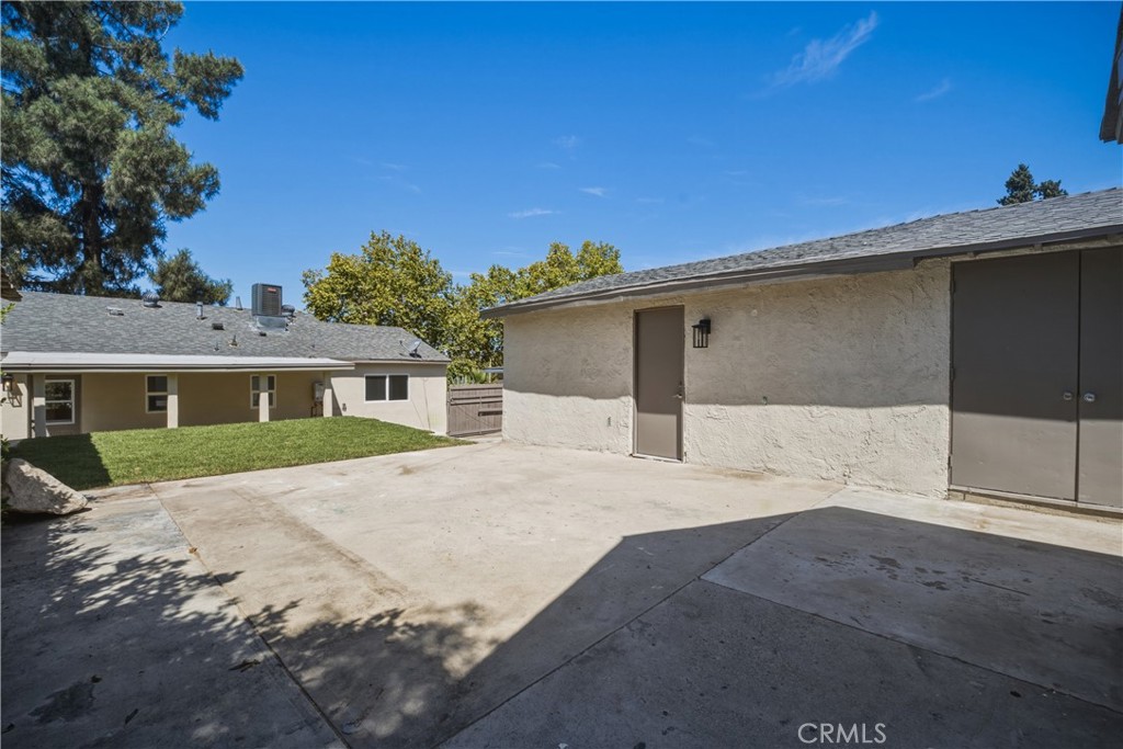 10512 Samoa Ave Property Photo 28