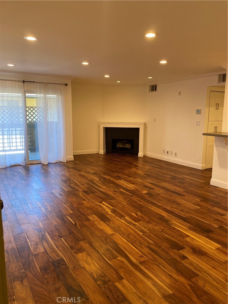 355 S Madison Property Photo 1