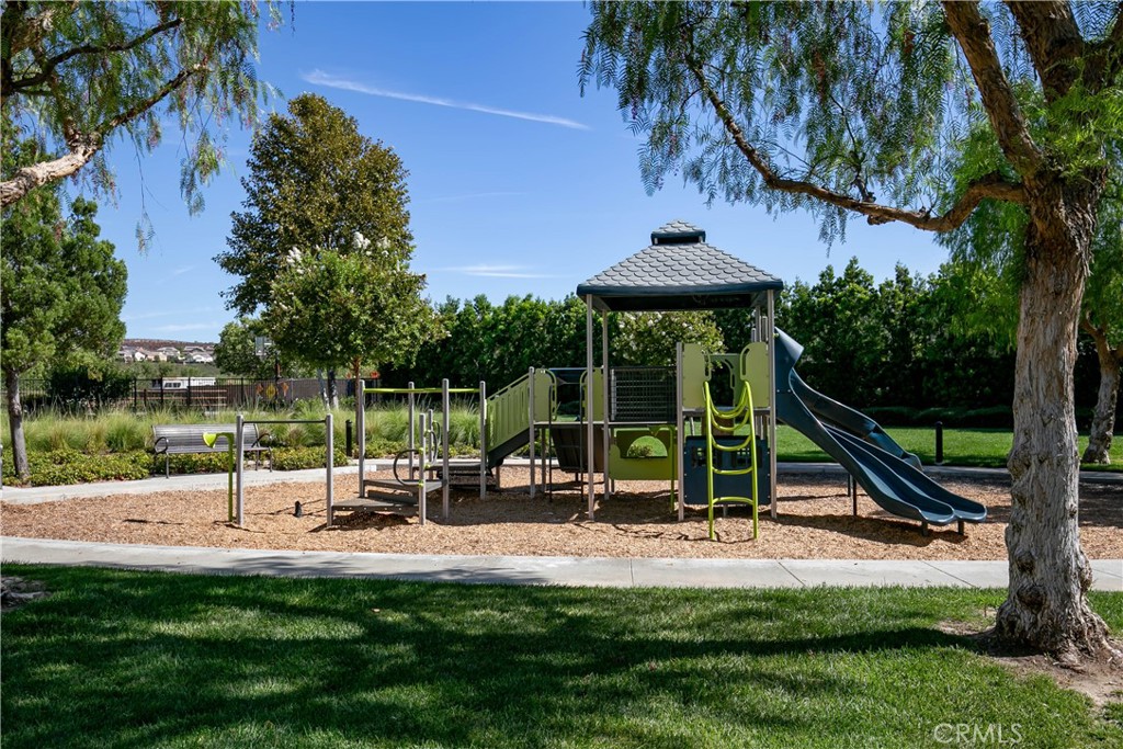 21716 Propello Property Photo 22