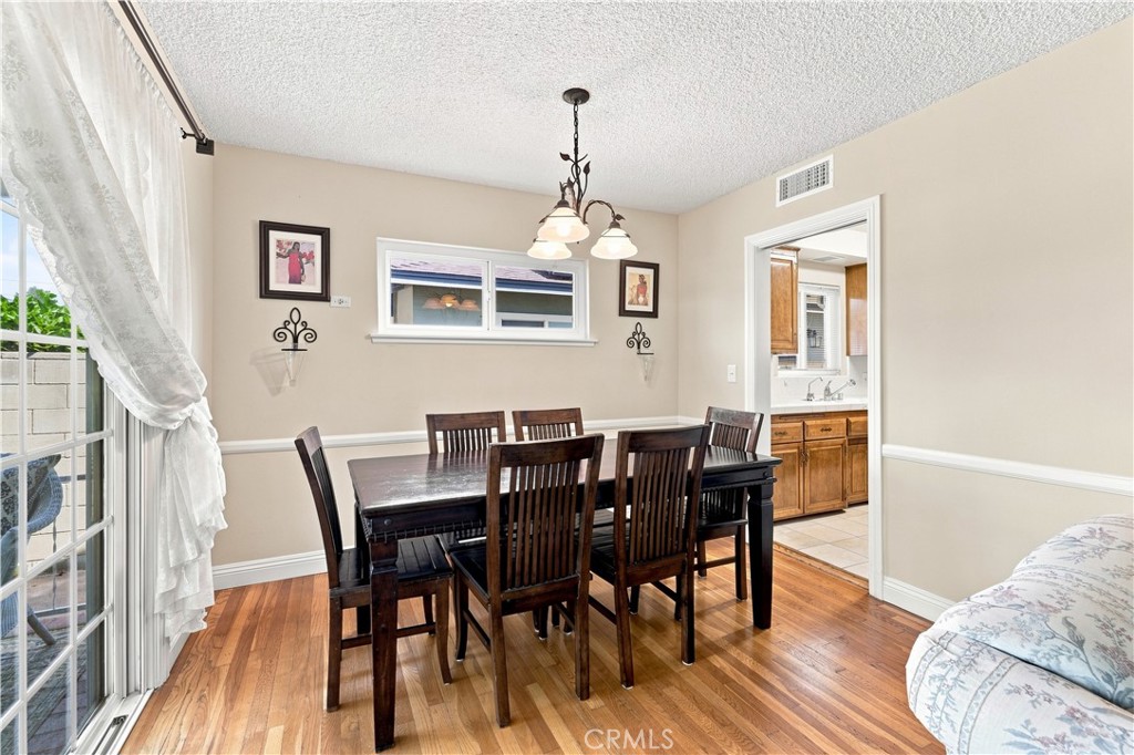 10555 Monogram Avenue Property Photo 10