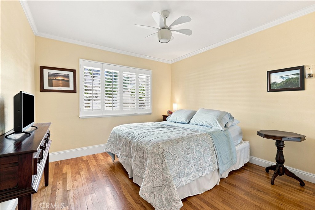 10555 Monogram Avenue Property Photo 14