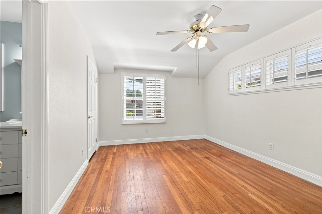 10555 Monogram Avenue Property Photo 17