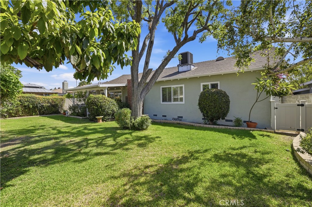 10555 Monogram Avenue Property Photo 25